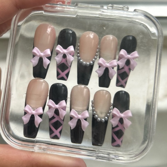 Cute Coquette Press-on Nails - Picture 1 of 5